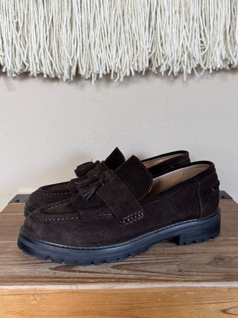 Steve Madden Minka Chocolate Brown Suede Tassel Fringe Lug Sole Loafer Size 8.5